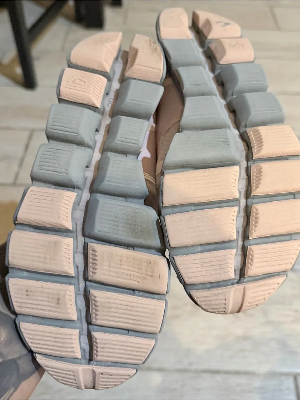 On Cloud Women’s Waterproof Sneakers  Shoes, pink Rose Lunar- size 6 clean